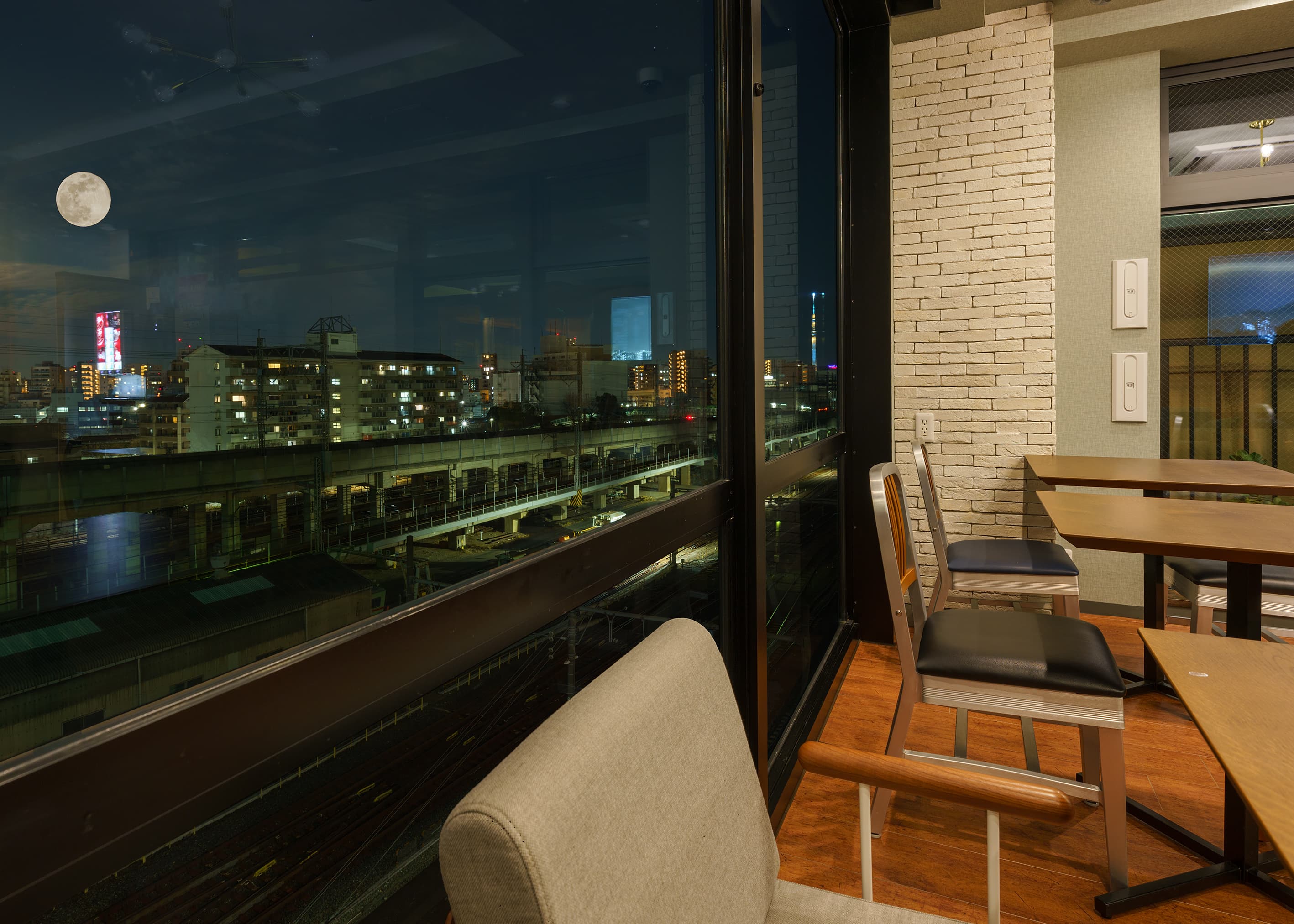 Café Lounge (4F) 3